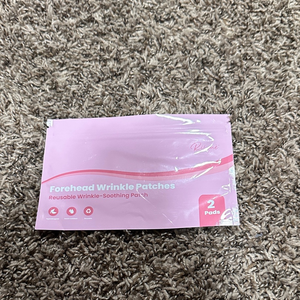 So Risque Pink Forehead Wrinkle Patches